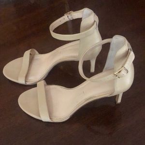 Banana Republic Nude Heels